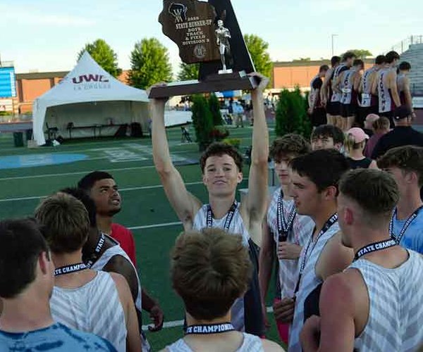 Monroe boys bring home silver