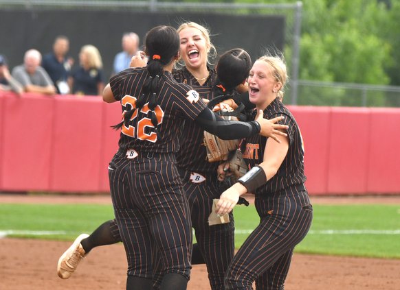 Belmont at state softball