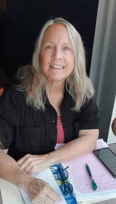 Tracey Lee Roberts