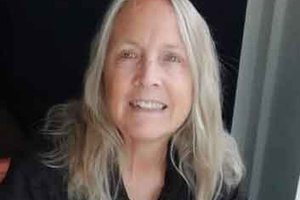Tracey Lee Roberts