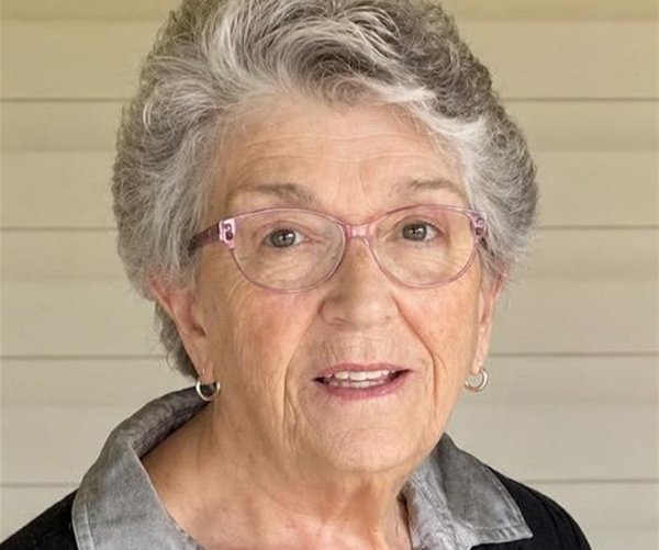 Cathy Handke