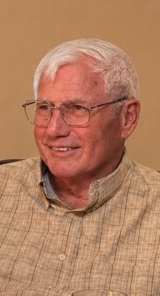 Leslie Lloyd "Les" Andrews