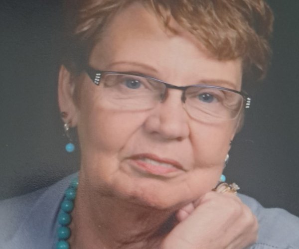 Helen Deloris Dahlgren