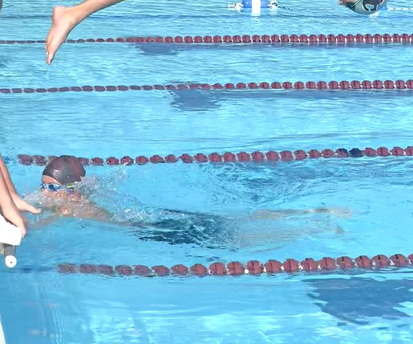 Amory Blackburn dives in