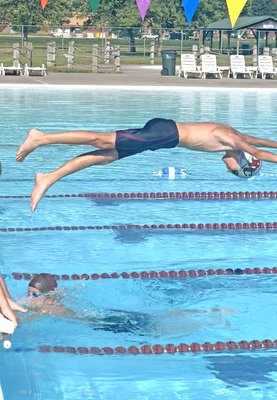 Amory Blackburn dives in