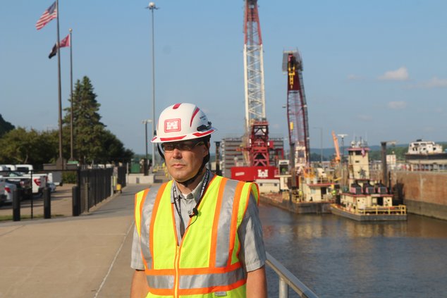 Jim Cook Lock and Dam 9