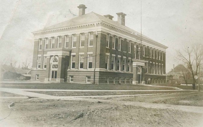 Monroe High School 1910