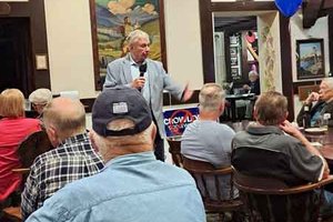 Gov. Tommy Thompson