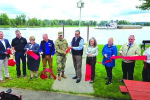 McGregor Lake ribbon cutting picture