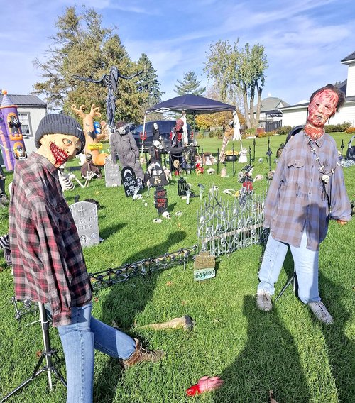 Halloween Yard 2